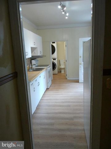 1116 QUEEN ST, Pottstown, PA 19464