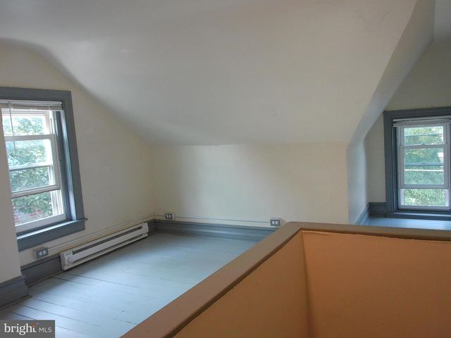 1116 QUEEN ST, Pottstown, PA 19464