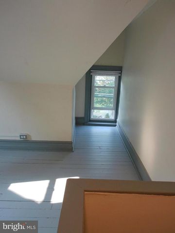 1116 QUEEN ST, Pottstown, PA 19464