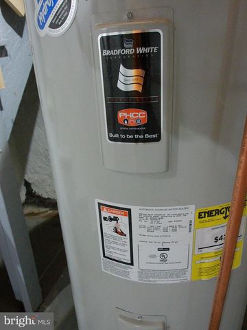 1116 QUEEN ST, Pottstown, PA 19464