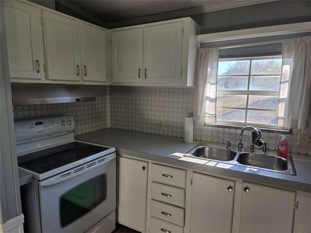 145 Rock Forge Court, Jefferson, GA 30549