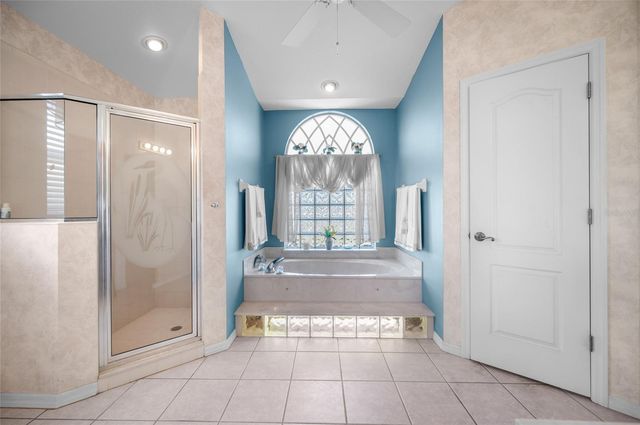 8207 LAKESIDE DRIVE, Englewood, FL 34224