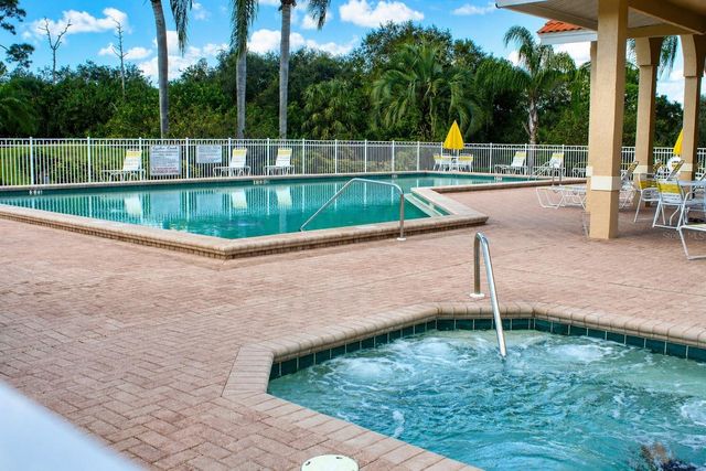 8207 LAKESIDE DRIVE, Englewood, FL 34224