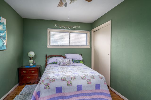 6887 Colonial Avenue, Bettendorf, IA 52722