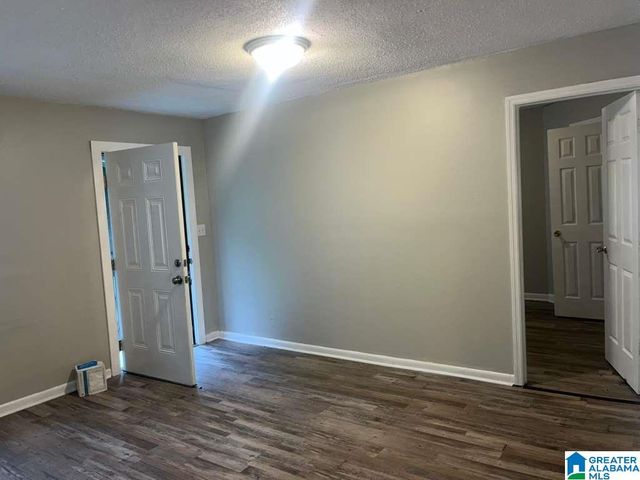 1045 WAVERLY STREET, Tarrant, AL 35217
