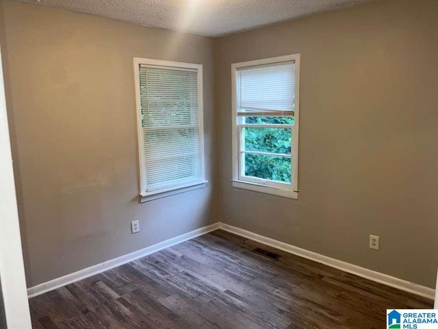 1045 WAVERLY STREET, Tarrant, AL 35217