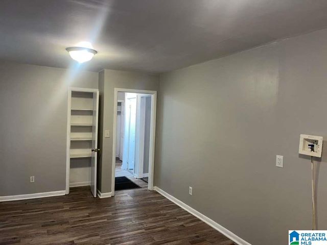 1045 WAVERLY STREET, Tarrant, AL 35217
