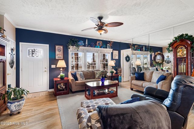 180 Salty Shores Point Drive, Newport, NC 28570