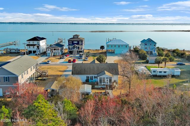 180 Salty Shores Point Drive, Newport, NC 28570