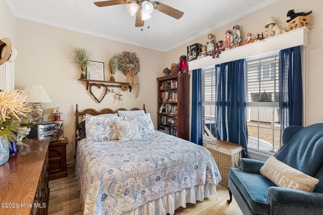 180 Salty Shores Point Drive, Newport, NC 28570