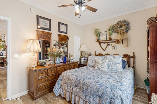 180 Salty Shores Point Drive, Newport, NC 28570