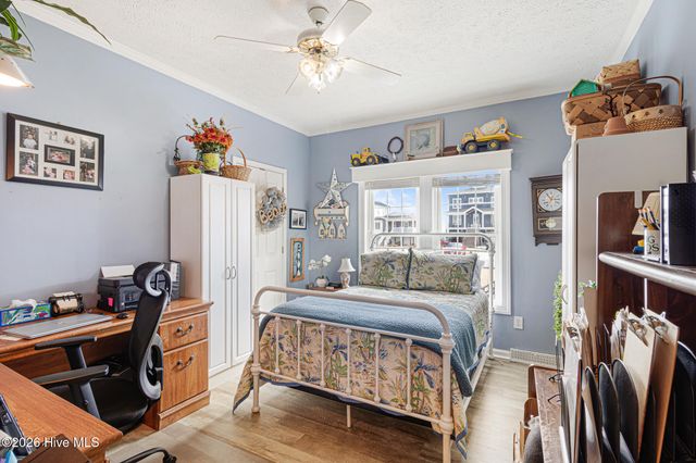 180 Salty Shores Point Drive, Newport, NC 28570