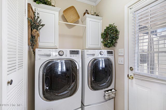 180 Salty Shores Point Drive, Newport, NC 28570