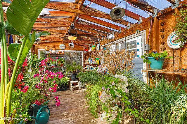 180 Salty Shores Point Drive, Newport, NC 28570