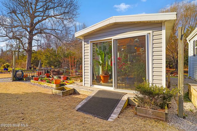 180 Salty Shores Point Drive, Newport, NC 28570