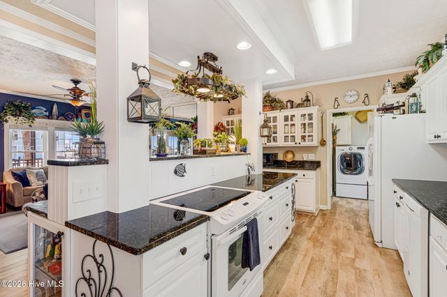 180 Salty Shores Point Drive, Newport, NC 28570