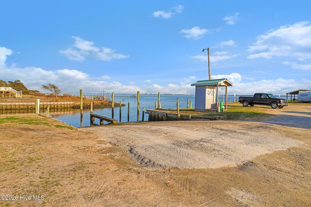 180 Salty Shores Point Drive, Newport, NC 28570
