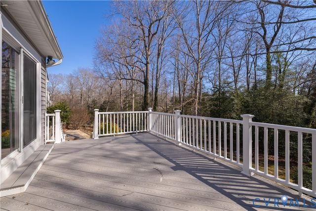 5307 Krag Rd, Chester, VA 23831