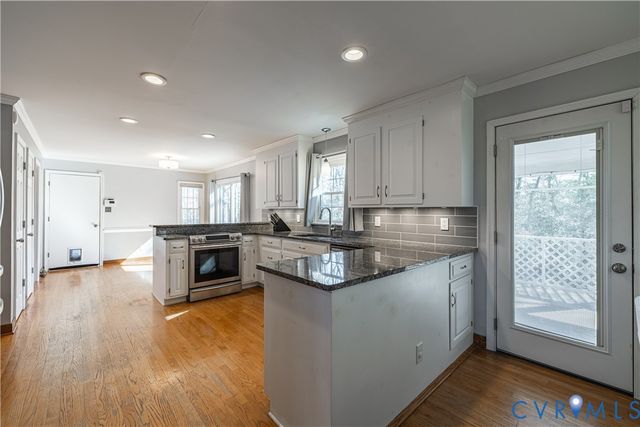 5307 Krag Rd, Chester, VA 23831