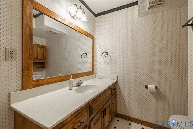 5307 Krag Rd, Chester, VA 23831