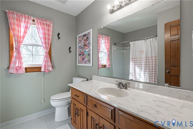 5307 Krag Rd, Chester, VA 23831