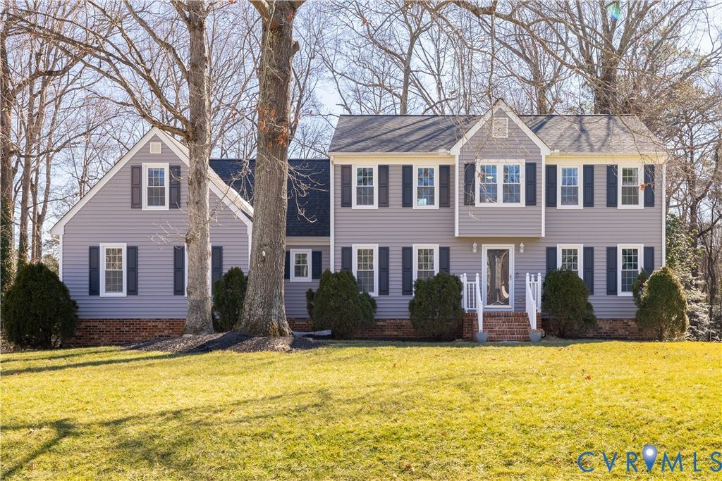 5307 Krag Rd, Chester, VA 23831