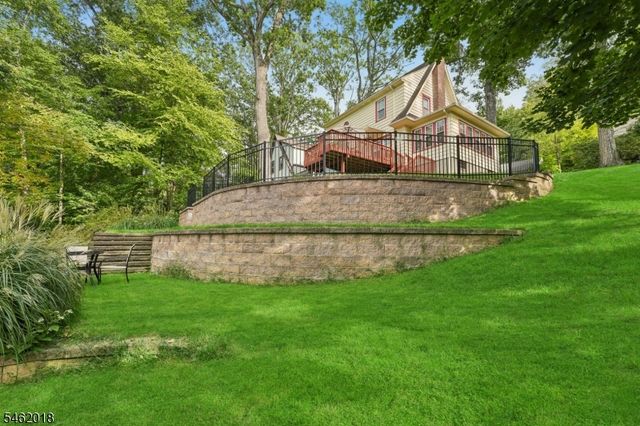21 Midland Dr, Morris Twp., NJ 07960