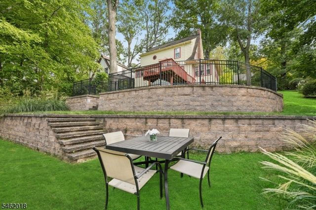 21 Midland Dr, Morris Twp., NJ 07960