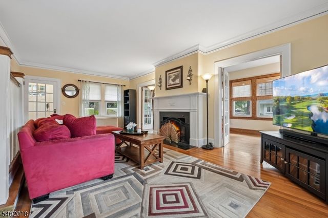 21 Midland Dr, Morris Twp., NJ 07960