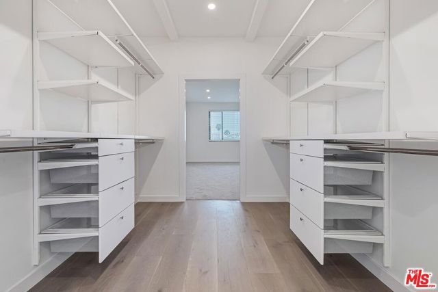 8568 Burton Way 301, Los Angeles, CA 90048