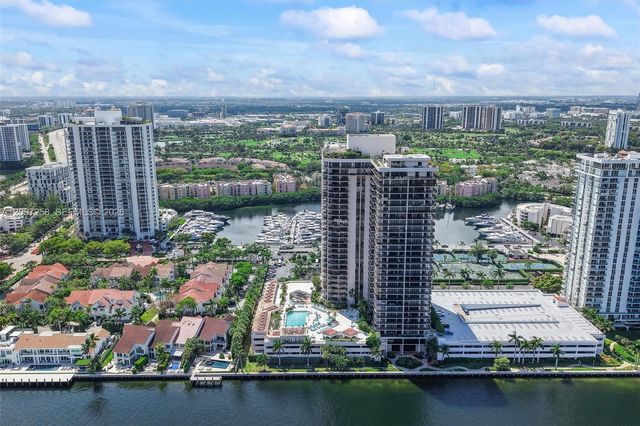 19667 Turnberry Way 7B, Aventura, FL 33180