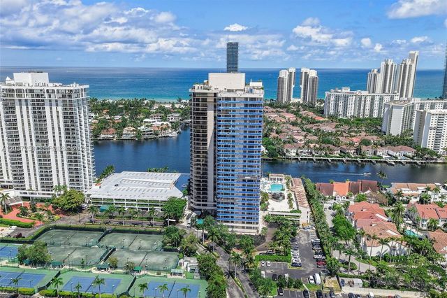 19667 Turnberry Way 7B, Aventura, FL 33180