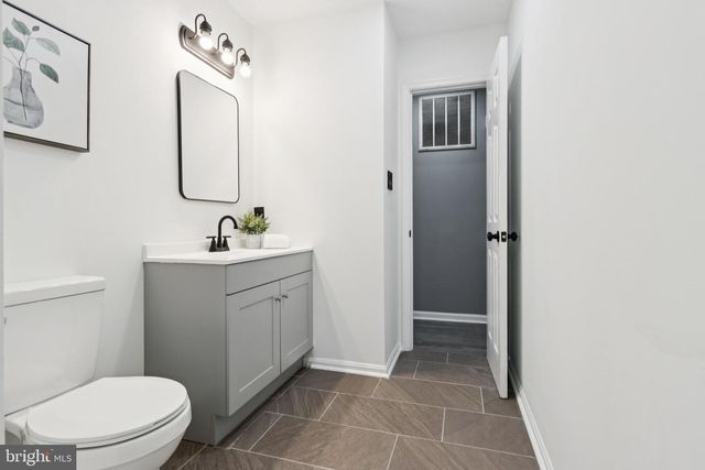 39 HIDDEN LAKE DR, Stafford, VA 22556