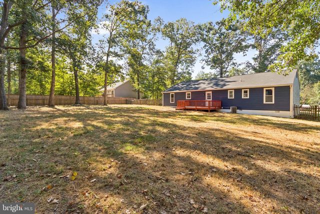 39 HIDDEN LAKE DR, Stafford, VA 22556