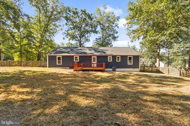 39 HIDDEN LAKE DR, Stafford, VA 22556