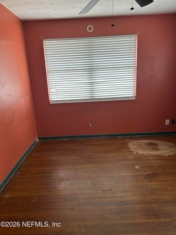 1742 MEMORY Lane, Jacksonville, FL 32210