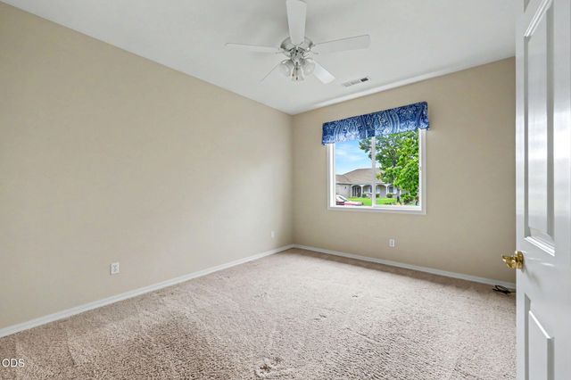 3348 Creek View Drive, Medford, OR 97504