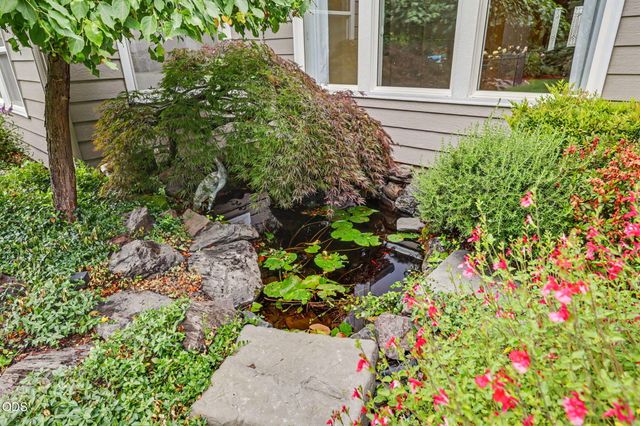 3348 Creek View Drive, Medford, OR 97504