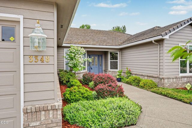 3348 Creek View Drive, Medford, OR 97504
