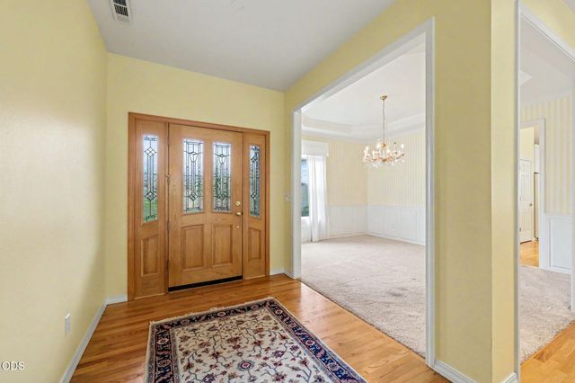 3348 Creek View Drive, Medford, OR 97504