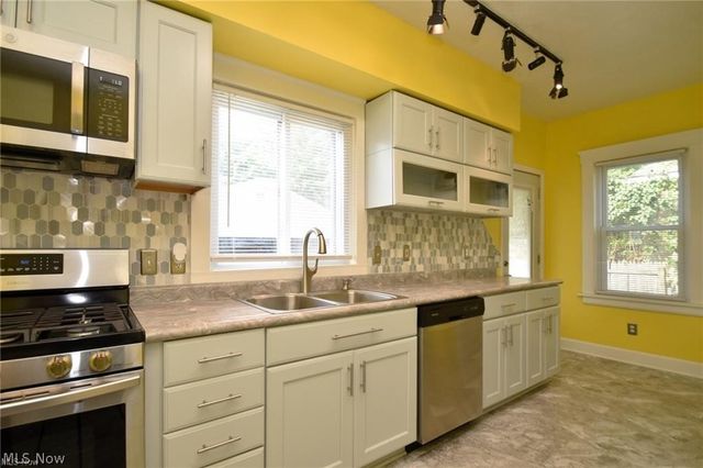 9817 Cudell Avenue, Cleveland, OH 44102