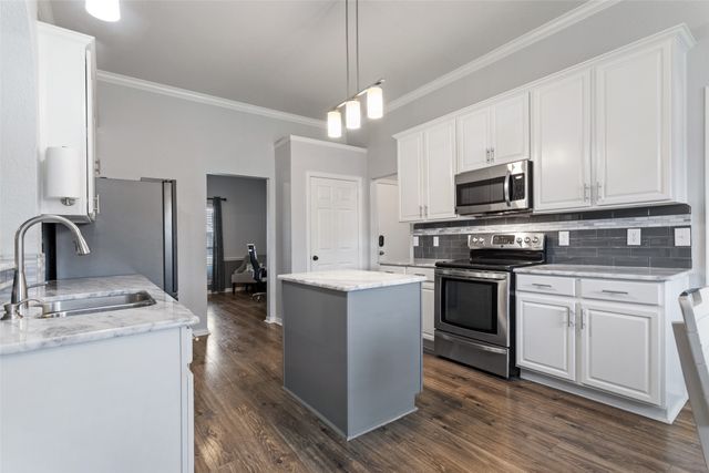 106 Elmwood Trail, Forney, TX 75126