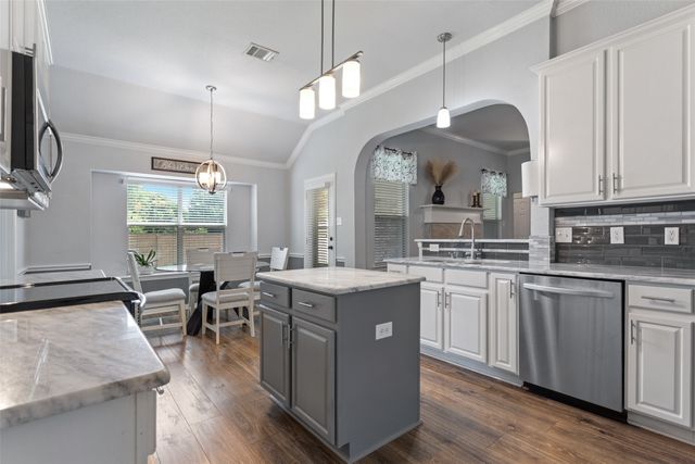106 Elmwood Trail, Forney, TX 75126