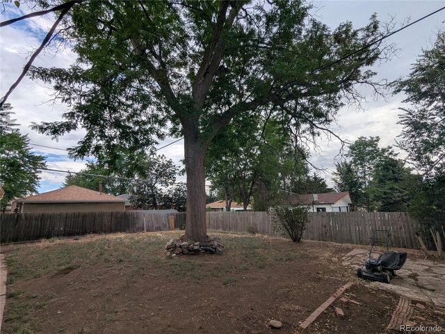 1676 S Wolcott Ct, Denver, CO 80219