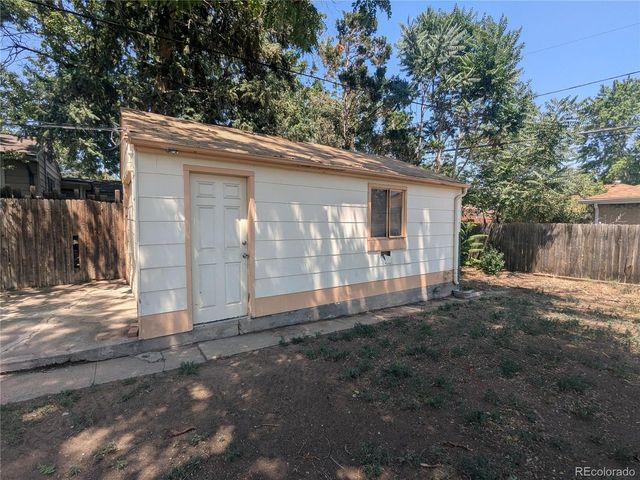 1676 S Wolcott Ct, Denver, CO 80219