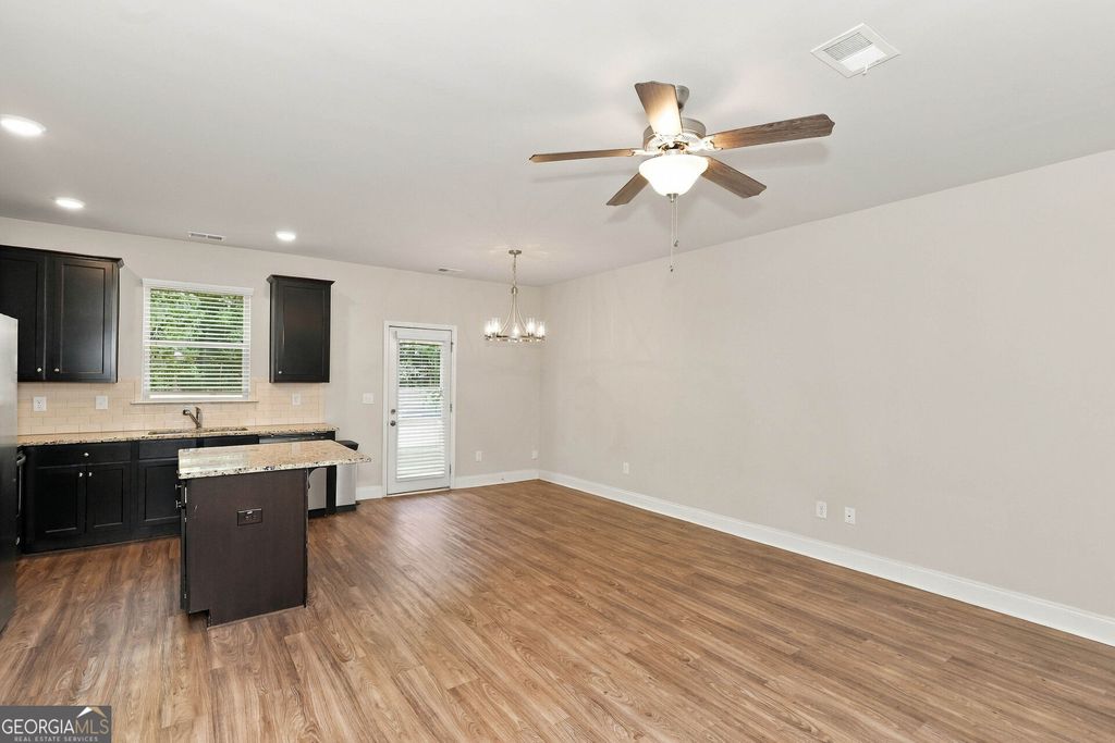 6220 Trickle Bend, Atlanta, GA 30349 — photo 2