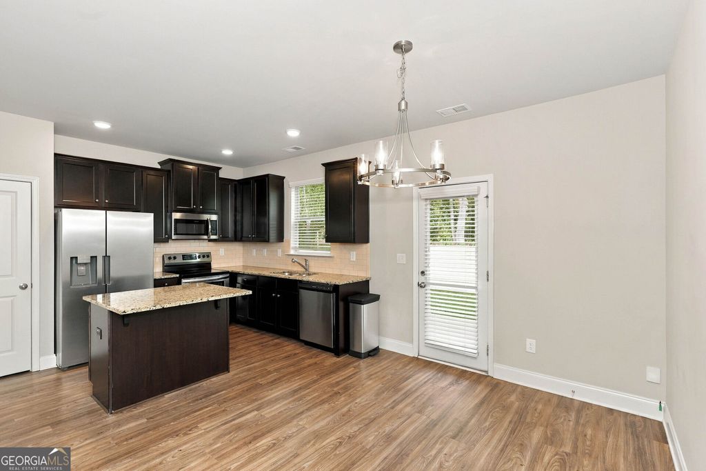 6220 Trickle Bend, Atlanta, GA 30349 — photo 5