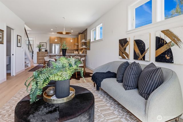 8332 24th Avenue NW, Seattle, WA 98117