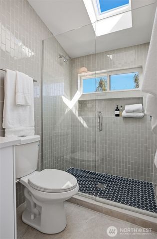8332 24th Avenue NW, Seattle, WA 98117