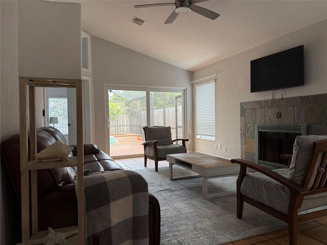 607 SW 15TH Street, Fort Lauderdale, FL 33315